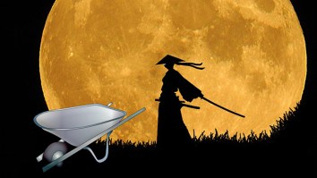 Florida Man Caught On Camera Bringing A Sword To A Wheelbarrow Fight, Gets Charged With Attempted Murder