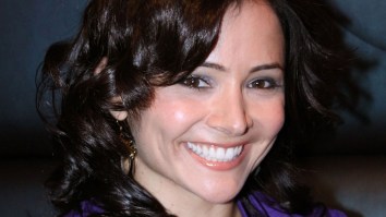 Actress Sarah Edmondson, A Former Member Of The Nxivm Sex Slave Cult, Revealed How She Recruited Hundreds Of Victims