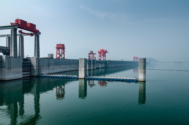 Loch Ness Monster of China allegedly spotted near the Three Gorges Dam but new footage shows the sea creature is probably not an animal but trash.