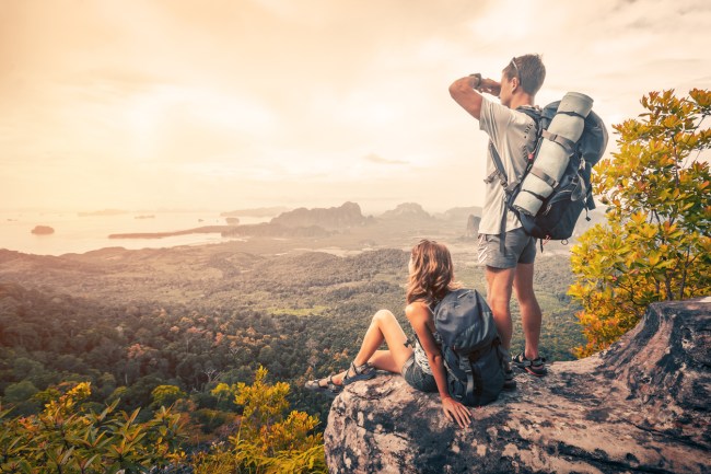 Kelly Castille and Kody Workman of Positravelty  account are under fire by people who believe their latest photo was too dangerous.