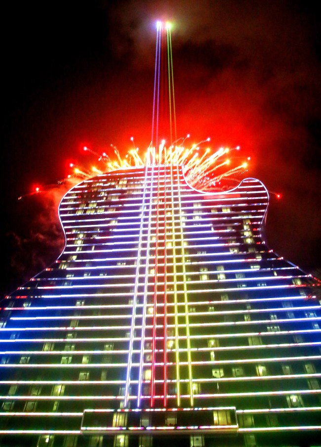 1_5 Billion Guitar-Shaped Hard Rock Hotel And Casino Opens In Florida