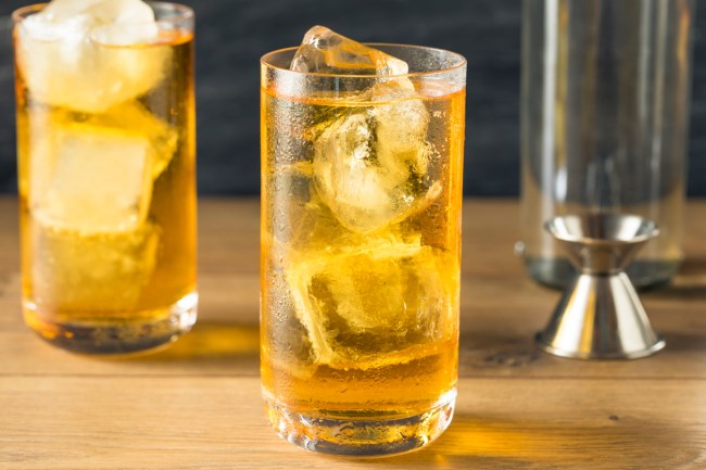 what happens mixing caffeine alcohol
