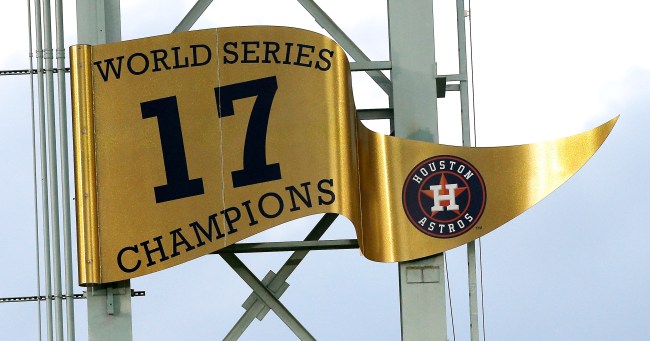 Former Astros Players Say The Team Stole Signs Electronically In 2017