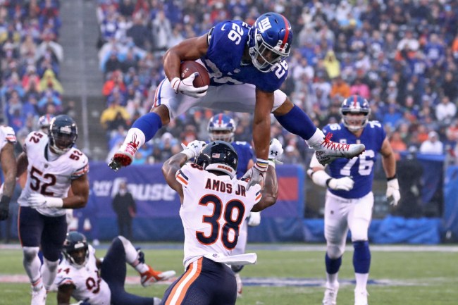 saquon barkley hurdle
