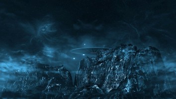 Eyewitnesses Spot Identical Fleet Of UFOs In The Sky Over Utah And North Carolina In The Same Day