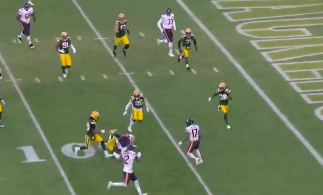 bears miss wide open lateral packers