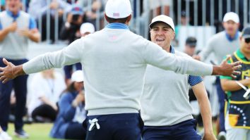 Justin Thomas Screamed A Classic Terrell Owens Quote At Tiger Woods After Sinking Match-Winning Putt At Presidents Cup