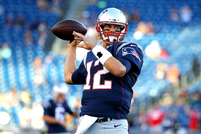 New England Patriots quarterback Tom Brady has his right elbow taped up after Week 14 loss to Kansas City Chiefs, injury concerns for Week 15.