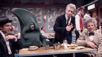 Eddie Murphy Triumphantly Returns To ‘SNL’ – Recreates Classic Characters Mister Robinson, Buckwheat And Gumby