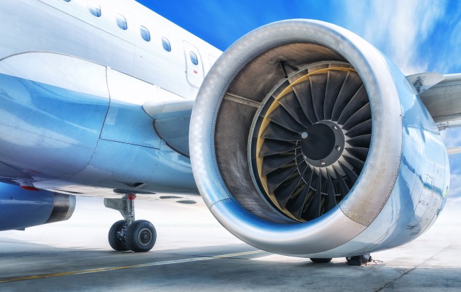 Here is the scientific reason why the front of airplane engines are unpainted.