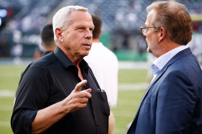 Steve Tisch hilariously blasted his Giants team during an awards ceremony joke