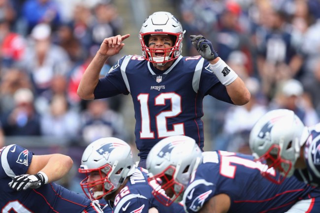 patriots offer tom brady new one year contract