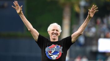 Bill Walton Eating Peanut Butter During Oregon-Arizona Is Peak Bill Walton