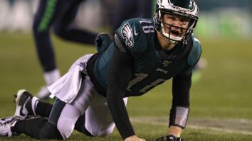 Josh McCown Somehow Played Through A Torn Hamstring Because The Eagles Had No One To Replace Him With