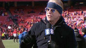 Boomer Esiason’s Daughter Sydney Had The Best Reaction To Seeing Her Dad Go Viral For His Weird Look On Sunday