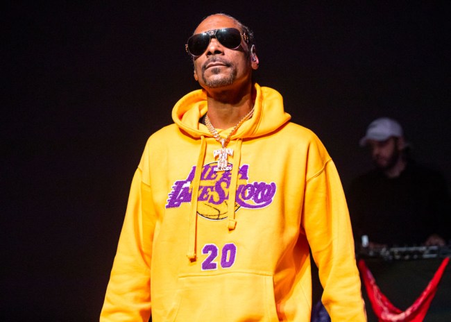 Snoop Dogg issues apology to Gayle King after he threatened her in angry Instagram post for her interview asking about Kobe Bryant's rape case.