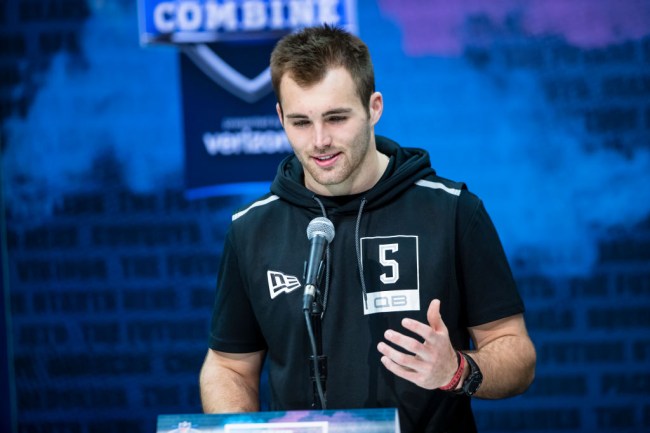 jake fromm hand size