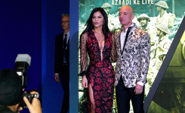 Jeff Bezos Is Being Sued By His Girlfriends Brother For Defamation