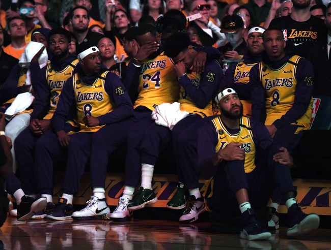 Quinn Cook details the scene on Lakers' team plane after hearing news of the Kobe Bryant death after helicopter crash