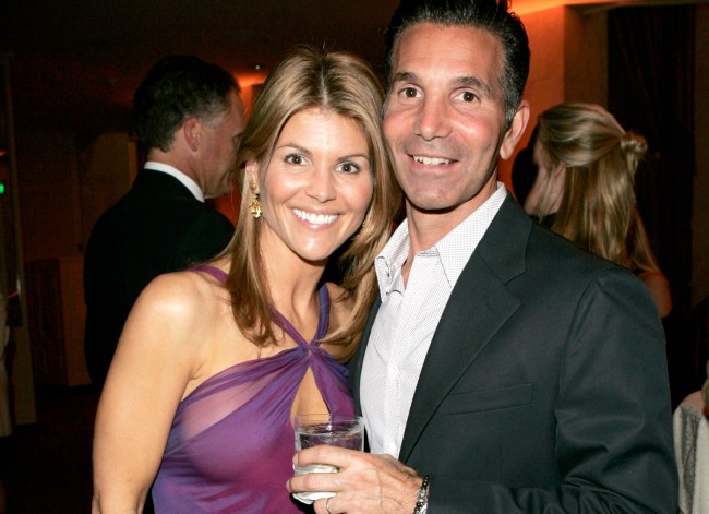 Lori Loughlin Reportedly Planning A Big Pre-Prison Party If Convicted