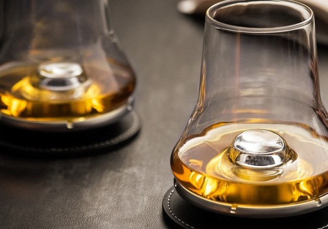 Peugeot Impitoyable Whiskey Tasting Set
