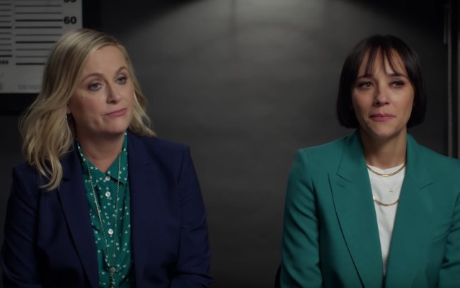 Amy Poehler and Rashida Jones Lie Detector Test