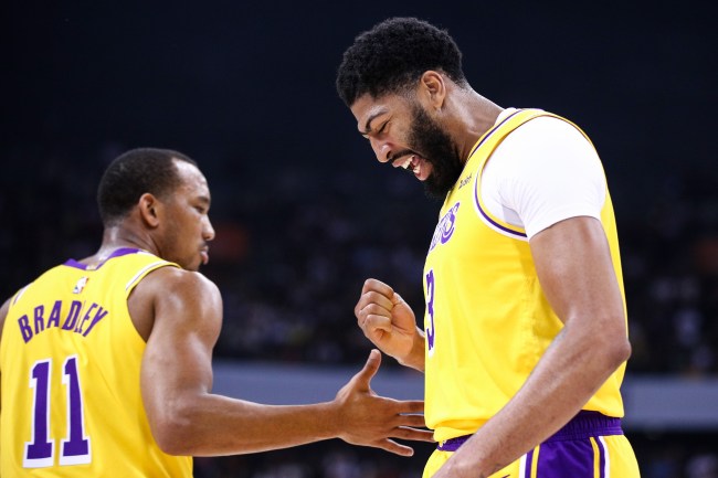 Anthony Davis says he'll stop 'disgusting' handshake with Avery Bradley due to coronavirus scare