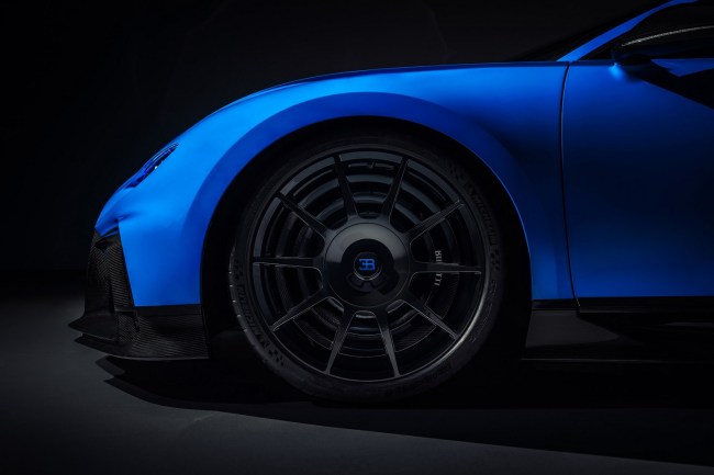Bugatti Just Revealed Its Latest Model Chiron Pur Sport