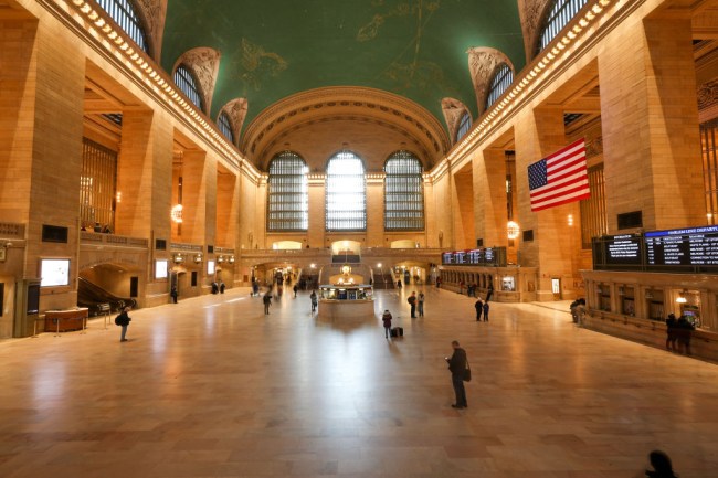 photos of empty new york city coronavirus