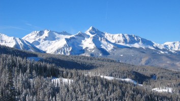 Man Who’s Been Social Distancing For Almost 50 Years In The Rocky Mountains Offers His Expert Tips On Passing The Time