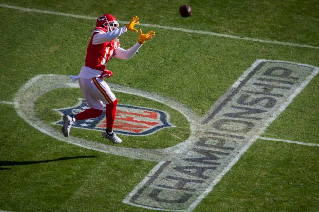 Twitter reacts to the news that Nickelodeon will televise the NFL Playoffs thanks to added game