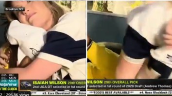 Isaiah Wilson’s Mom Forcibly Removes His Girlfriend Off Of Him And Tosses Her Off The Couch During NFL Draft