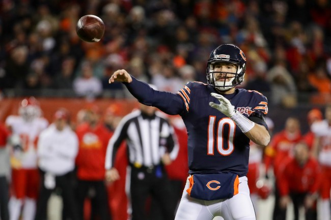 Mitch Trubisky of the Bears gets roasted by a Chicago restaurant describing what safe social distancing should look like