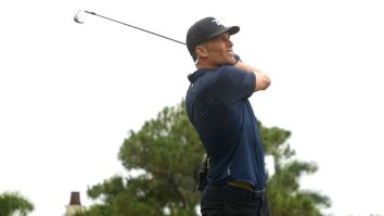 Tom Brady Struggles Mightily Early On In ‘The Match’, Later Shuts The Haters Up With A Crazy Hole Out