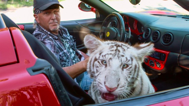 Jeff Lowe Claiming Joe Exotics Team Flew Helicopter Over GW Zoo