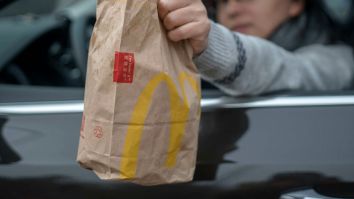 McDonald’s Employee Reveals The Secret Behind The McFlurry Spoon And People Lost Their Minds