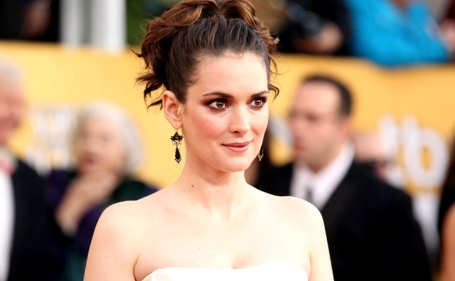Mel Gibson Denies Calling Winona Ryder An Oven Dodger In 1995