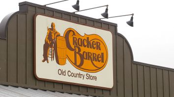 America’s Hottest New Brunch Spot Is Cracker Barrel After Announcing It Will Start Selling Mimosas And Other Booze