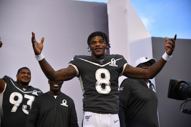 Social media is convinced that this old picture of Samuel L. Jackson is actually Lamar Jackson in disguise