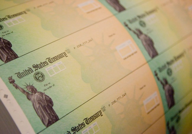 stimulus checks dead people 1 billion