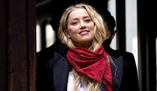 Amber Heard Had Bruises After Night With Elon Musk Johnny Depp Trial