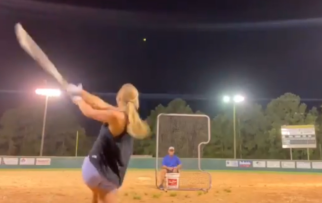 Emma Humplik Softball Homeruns