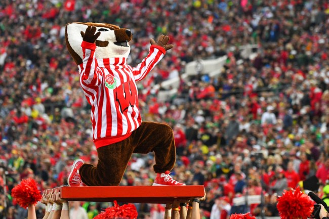 barry alvarez wisconsin lose 100 million no football season