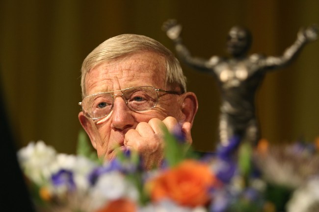 lou holtz tests positive