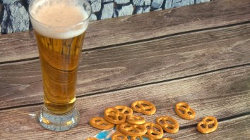 New York’s Bars And Restaurants Dream Up Some Amazing Technicalities After Being Forced To Serve Food To Anyone Who Orders Alcohol