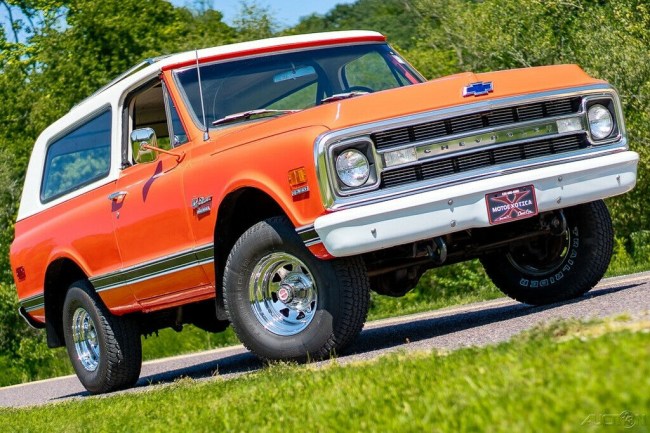 Best Vintage SUVs For Sale Online This Week