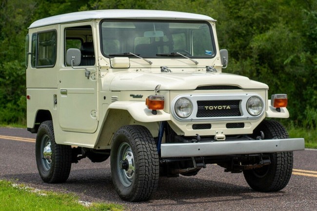 Best Vintage SUVs For Sale Online This Week