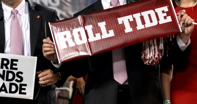 Alabama AD Players Sabans Daughter Rip Non Social Distancing Fans