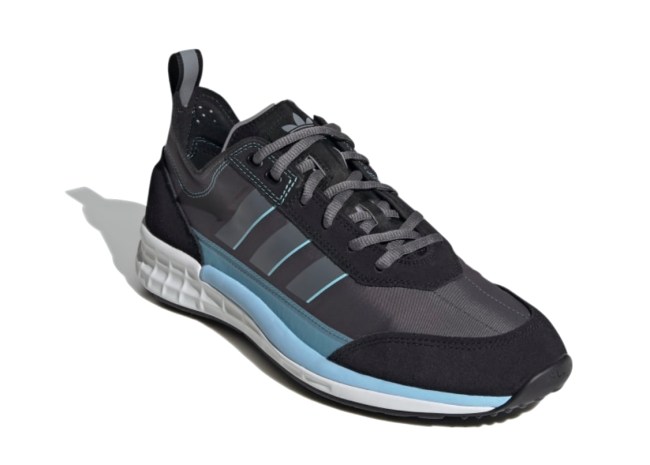 adidas SL 7200
