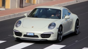 Florida Man Drives Off With $140,000 Porsche Using Phony Check He Printed From His Home Computer
